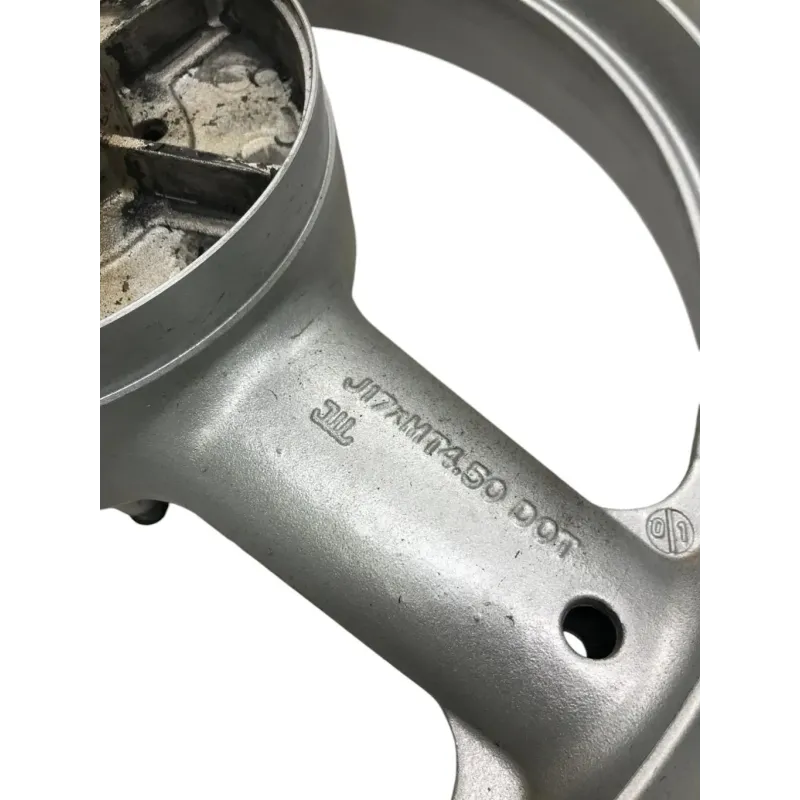 Jante arriere SUZUKI SV 650 S 1999-2002