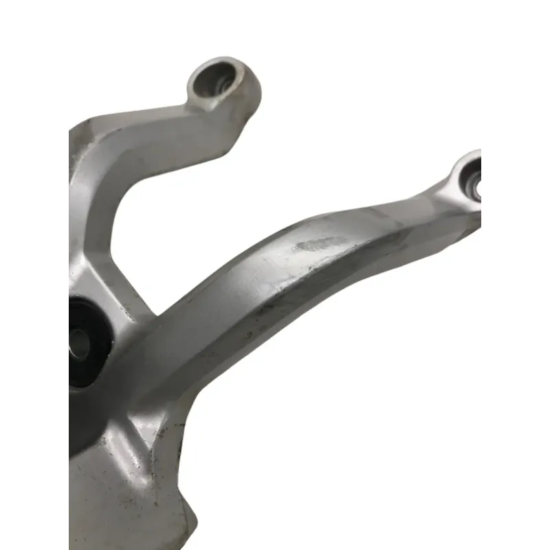 Platine et repose pieds arriere droit KAWASAKI KLV 1000 2004-2005