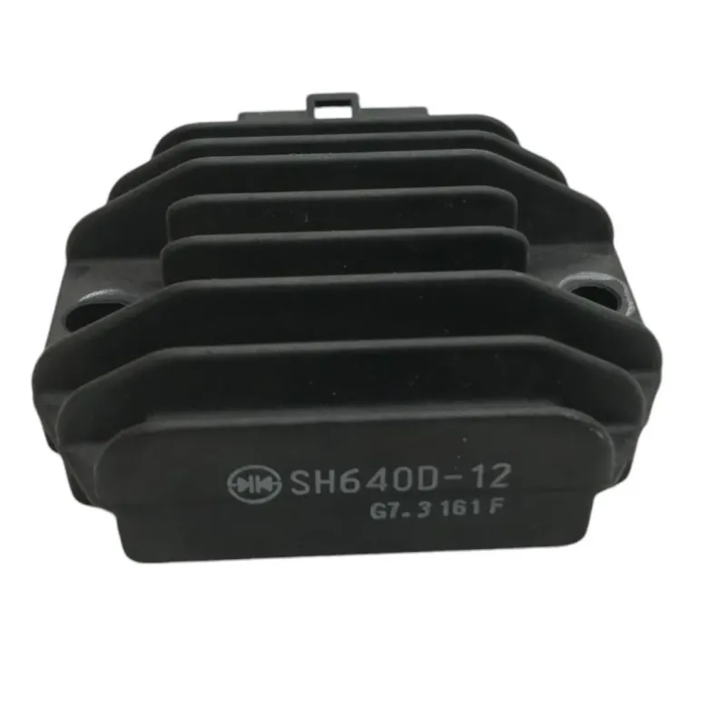 Regulateur charge batterie PIAGGIO VESPA SPRINT 125 2016-2020 IGET 4T
