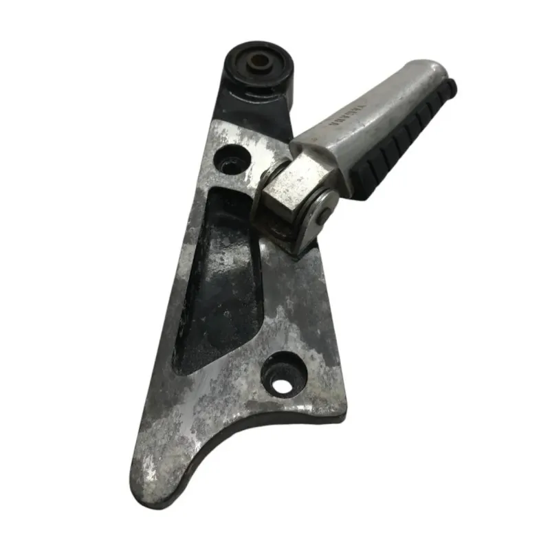 Platine et repose pieds arriere droit YAMAHA VMAX 1200 1986-1992