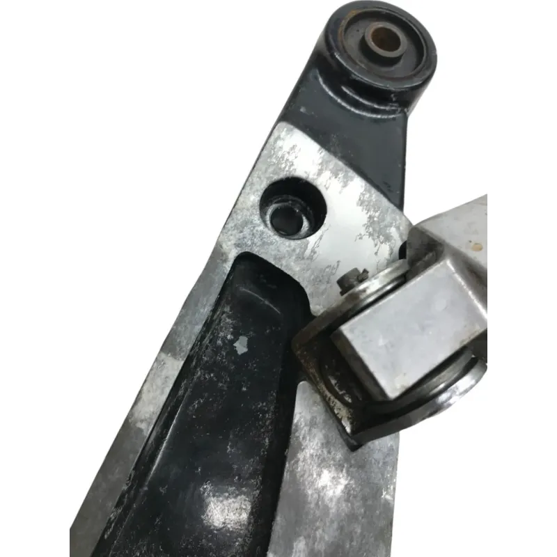 Platine et repose pieds arriere droit YAMAHA VMAX 1200 1986-1992