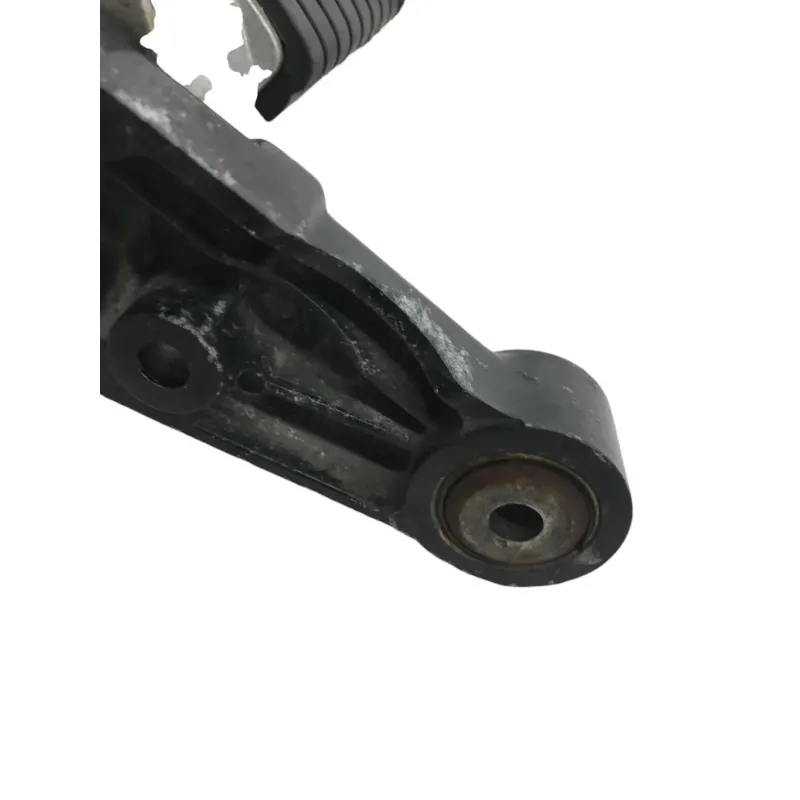 Platine et repose pieds arriere droit YAMAHA VMAX 1200 1986-1992