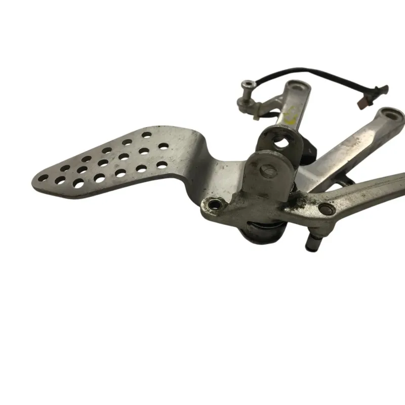 Platine avant droite YAMAHA YZF 1000 2000-2001 R1