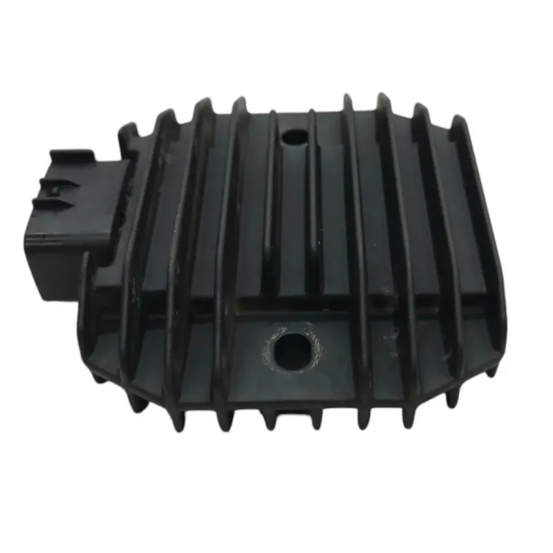 Regulateur charge batterie YAMAHA YBR 250 2007-2011