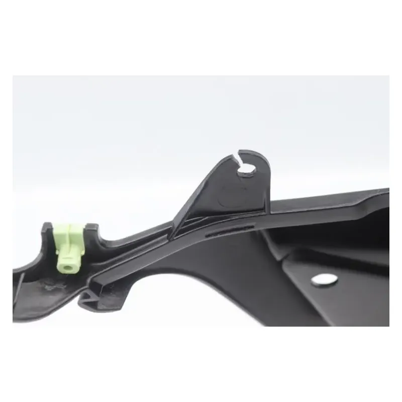 Cache carenage centrale marche pieds plancher PEUGEOT KISBEE 50 2021 - 2023