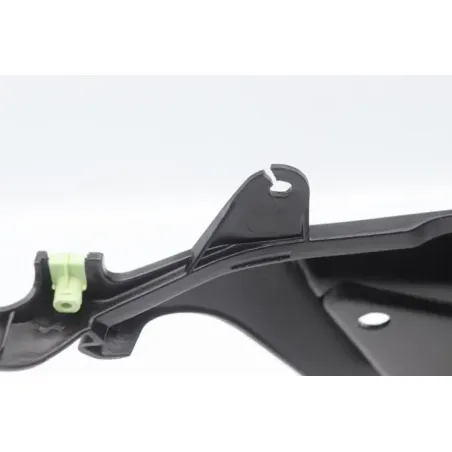 Cache carenage centrale marche pieds plancher PEUGEOT KISBEE 50 2021 - 2023