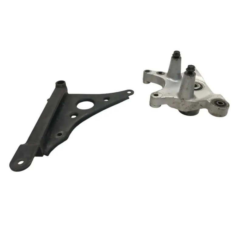 Bras support pot echappement YAMAHA YP 125 2001-2002 MAJESTY