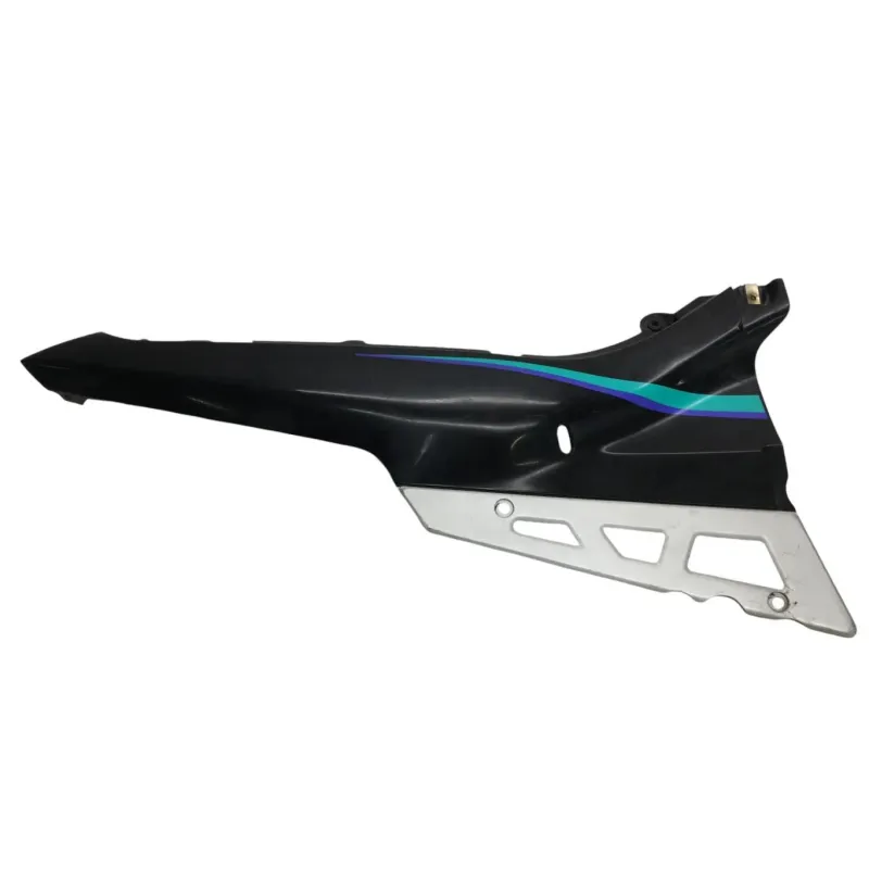 Cache carenage coque arriere droit SUZUKI GSX F 600 1988-1997