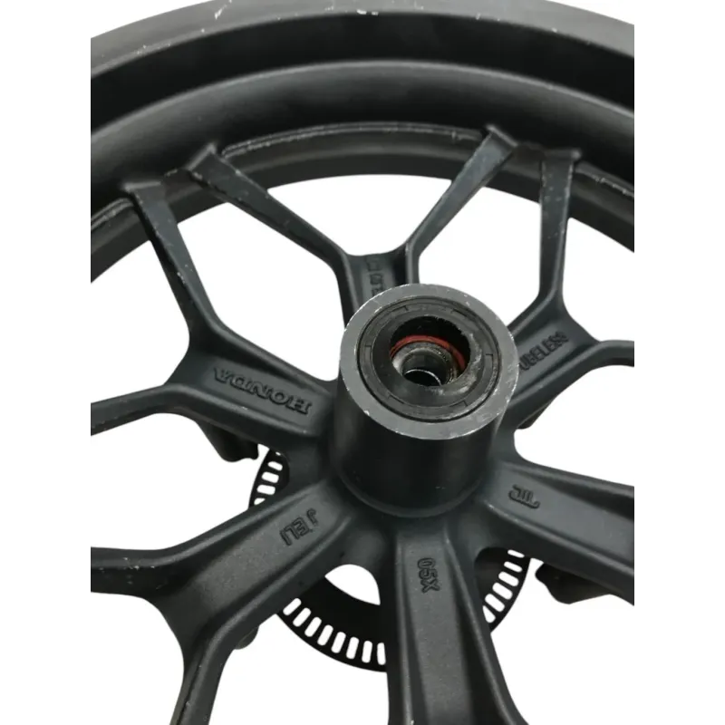Jante avant HONDA NSS 125 2015-2016 FORZA