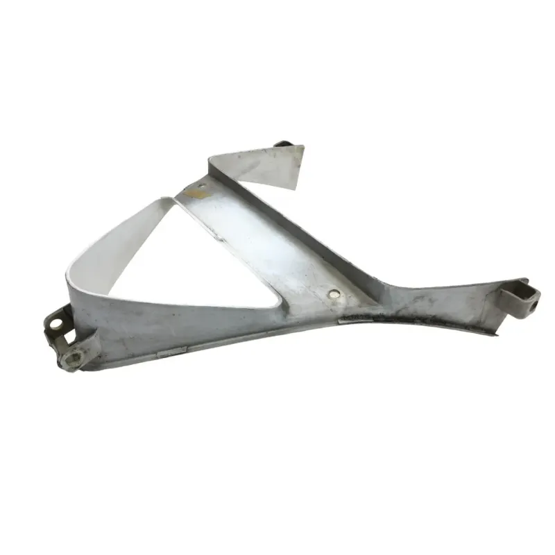 Cache carenage centrale sabot YAMAHA FZR 1000 1987-1988 GENESIS
