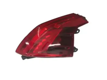 Feu arriere droit PEUGEOT METROPOLIS 400 2017-2020