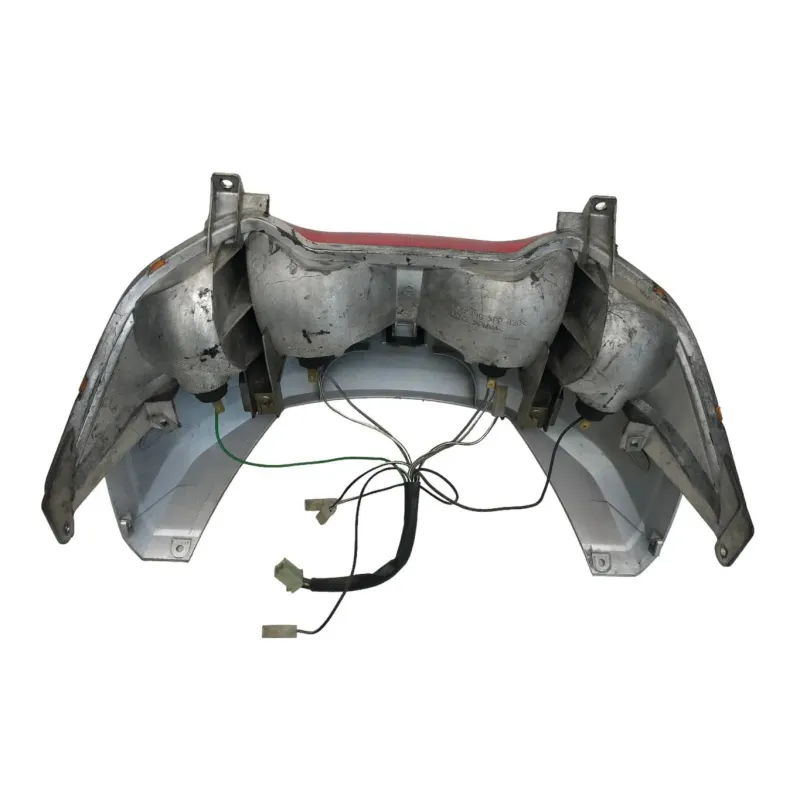 Feu arriere SUZUKI UH 125 2002-2006 BURGMAN