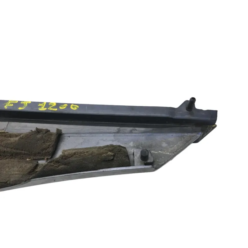 Cache carenage sous selle droit YAMAHA FJ 1200 1986-1987