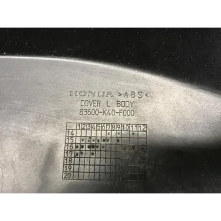 Cache carenage coque arriere gauche HONDA NSS 125 2017-2018 FORZA