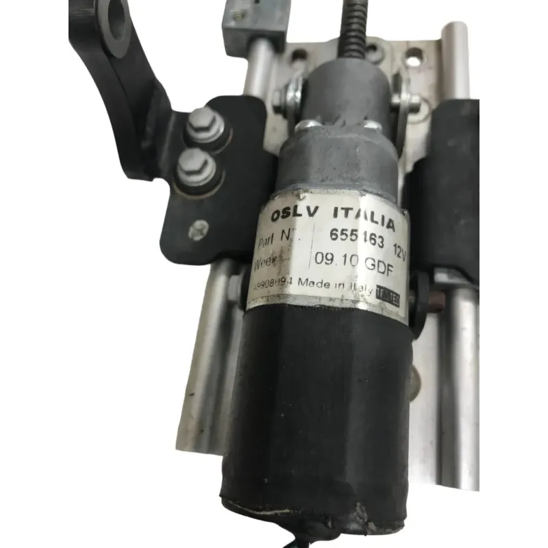 Moteur leve bulle GILERA GP 800 2007-2011