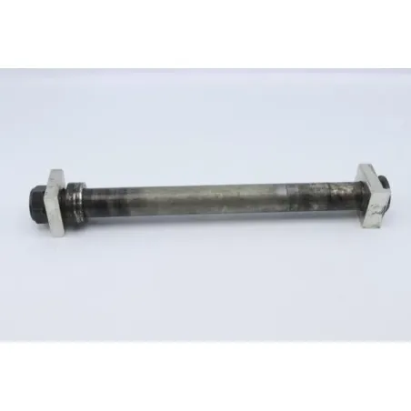 Axe de roue arriere YAMAHA TDM 900 2002 - 2014