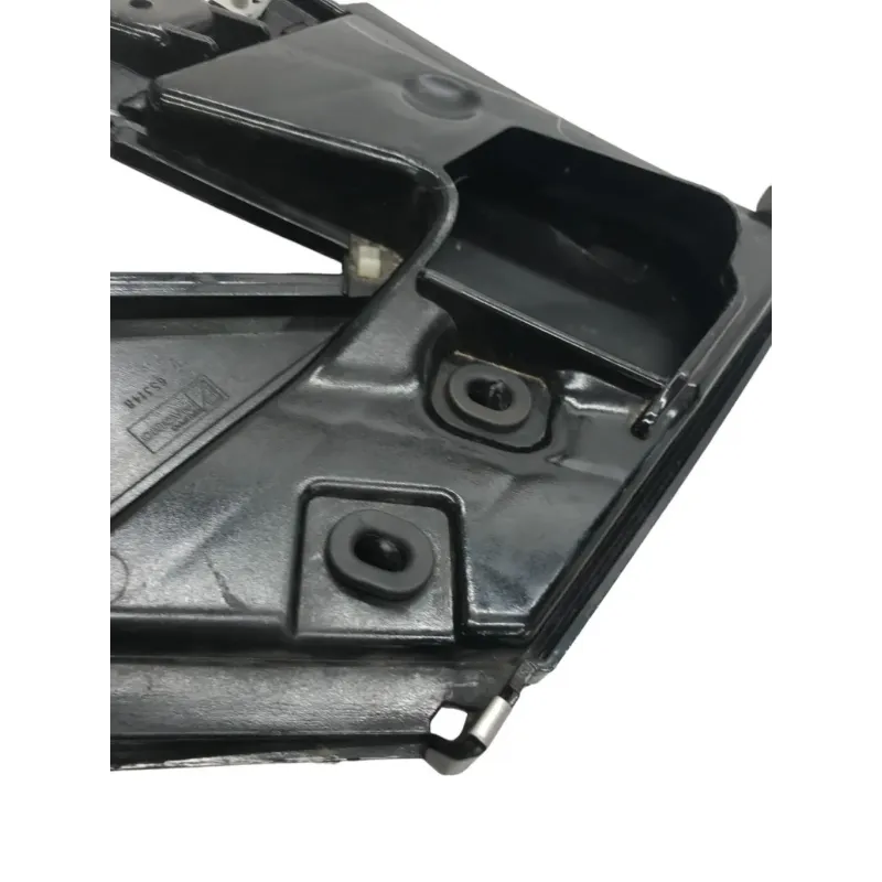 Cache lateral droit GILERA GP 800 2007-2011