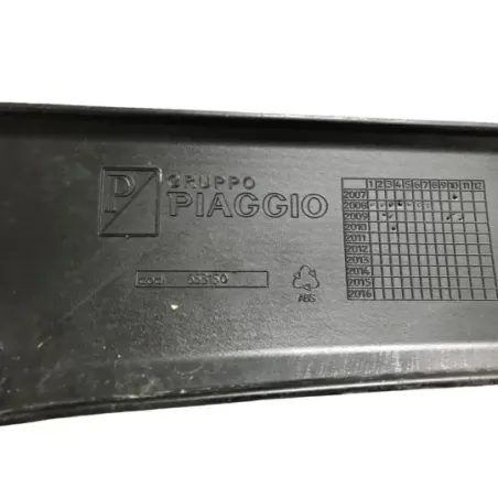 Cache lateral gauche GILERA GP 800 2007-2011