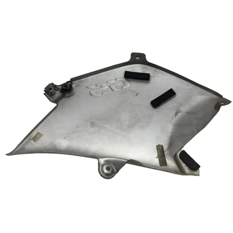 Cache reservoir droit BMW R 1200 GS 2004-2007