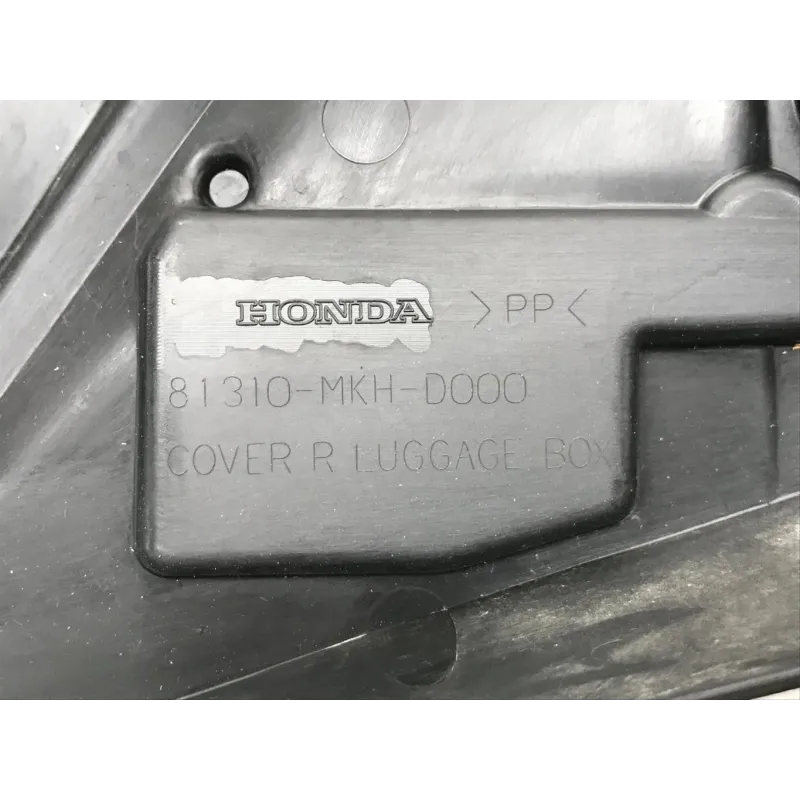 Cache lateral droit HONDA XADV 750 2017-2020