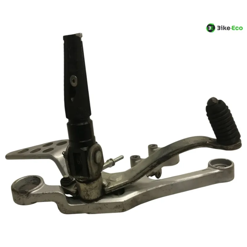 Platine avant droite YAMAHA YZF 125 R 2008-2013