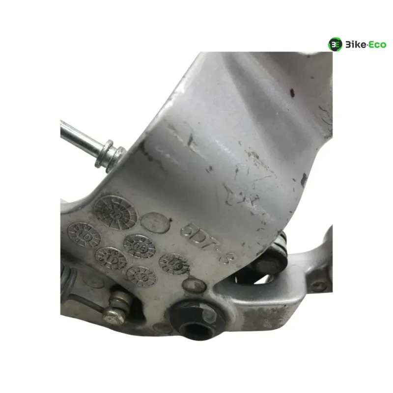 Platine avant droite YAMAHA YZF 125 R 2008-2013