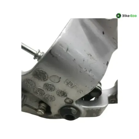 Platine avant droite YAMAHA YZF 125 R 2008-2013