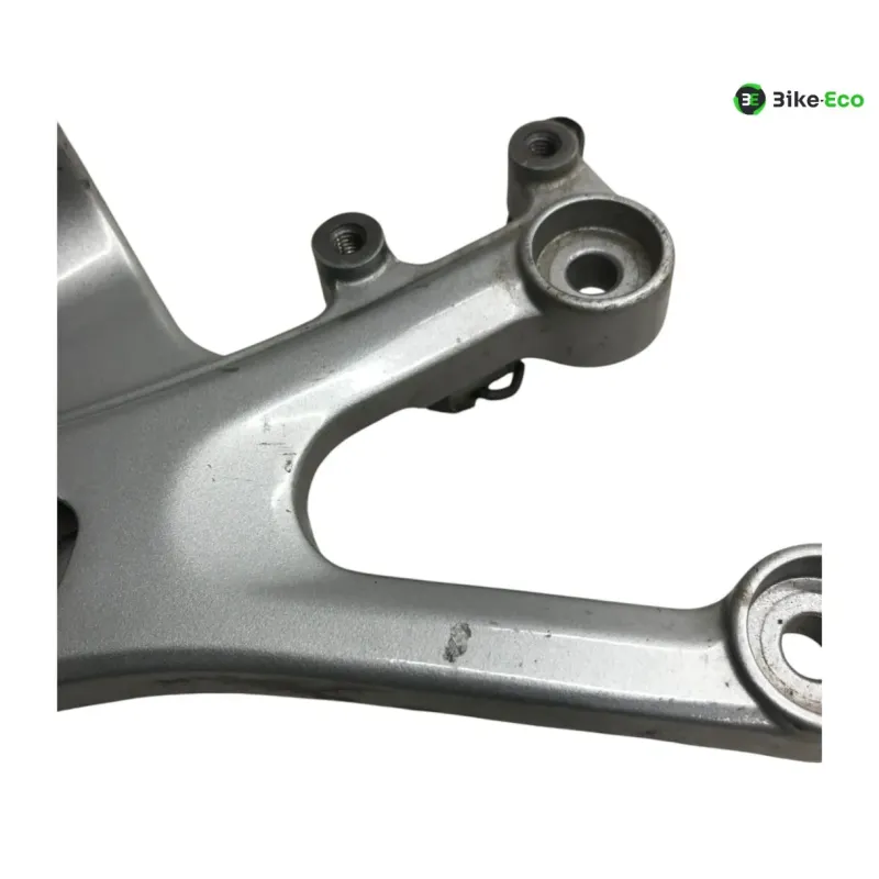 Platine avant droite YAMAHA YZF 125 R 2008-2013