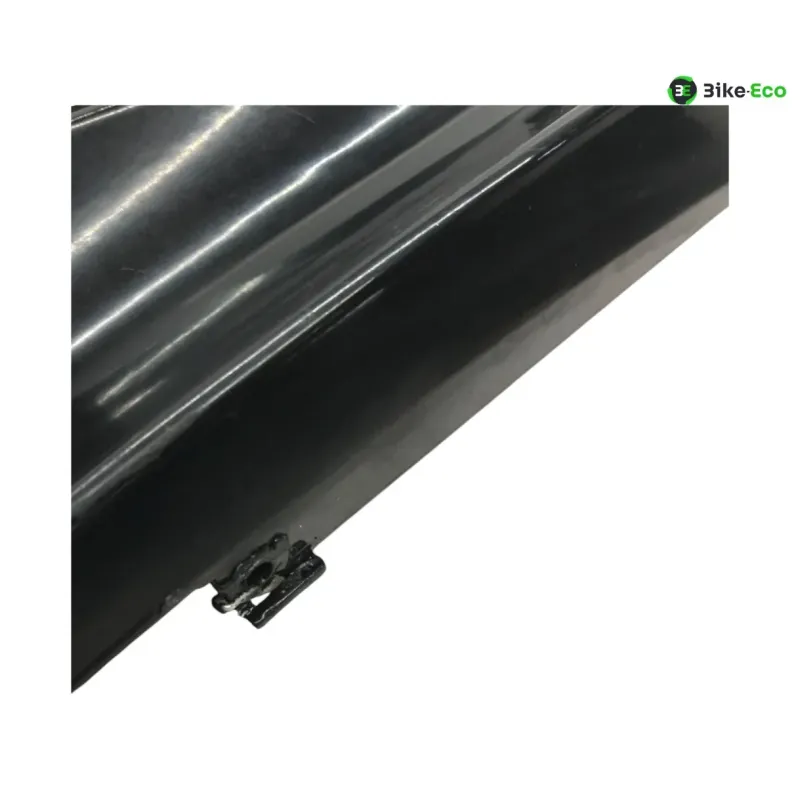 Cache flanc de carenage gauche YAMAHA YZF 125 R 2008-2013