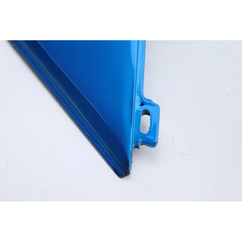 Coque arriere gauche SUZUKI CP 80 1984 - 1986
