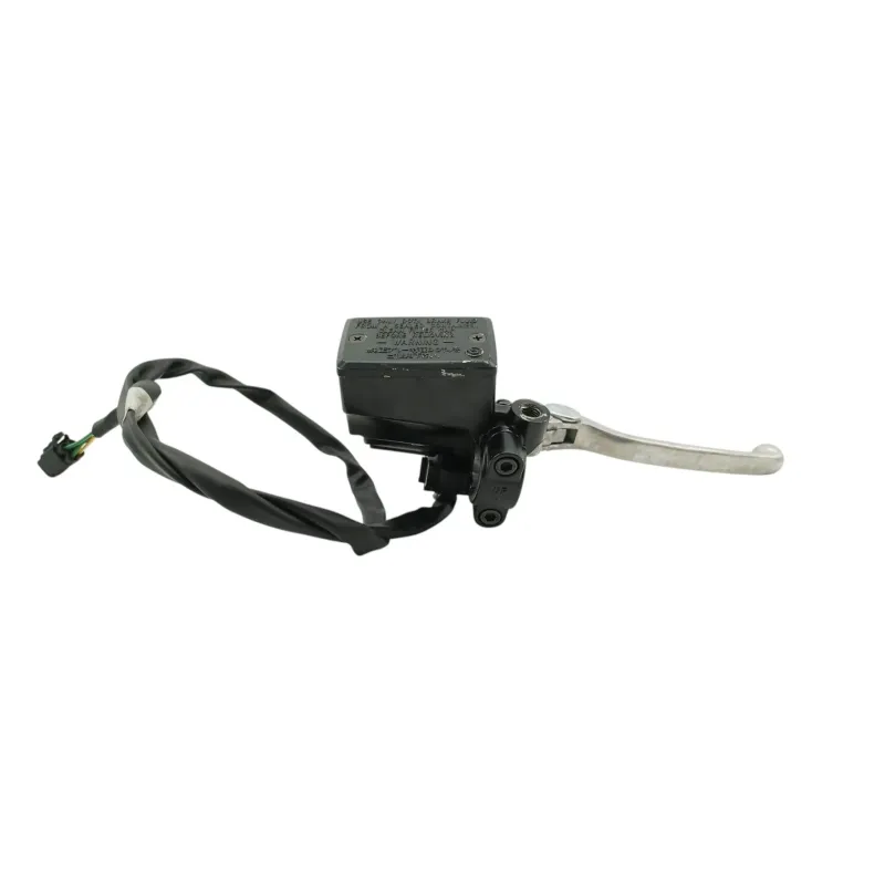 Maitre cylindre frein avant YAMAHA XTZ 1200 SUPER TENERE 2014 - 2015