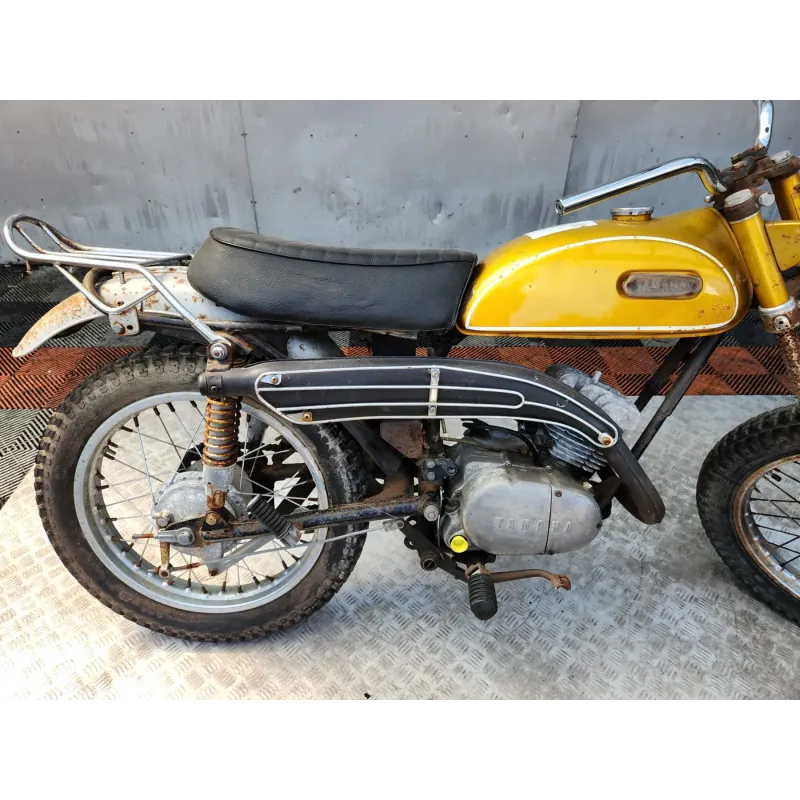 YAMAHA 175 CT1