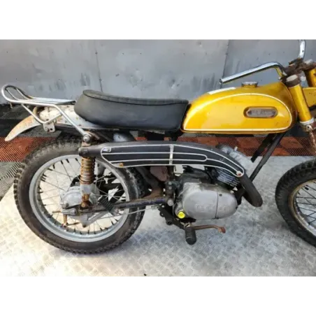 YAMAHA 175 CT1