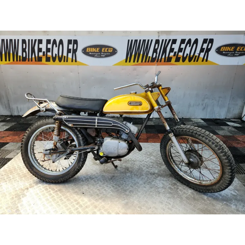 YAMAHA 175 CT1