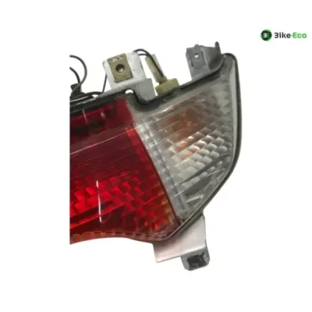 Feu arriere SUZUKI UH 125 2002-2006 BURGMAN