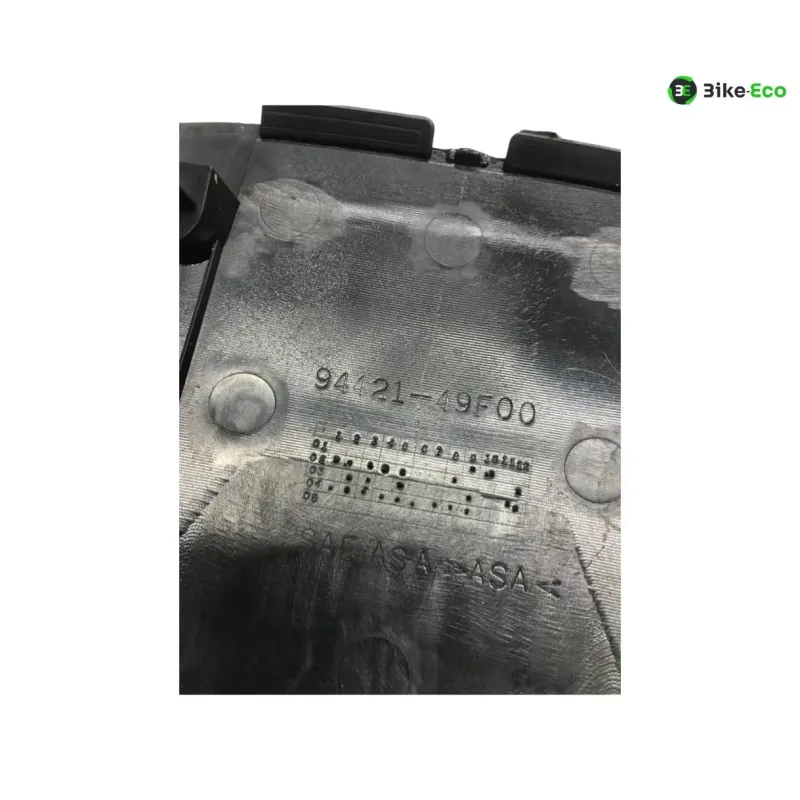 Cache sous bulle SUZUKI UH 125 2002-2006 BURGMAN