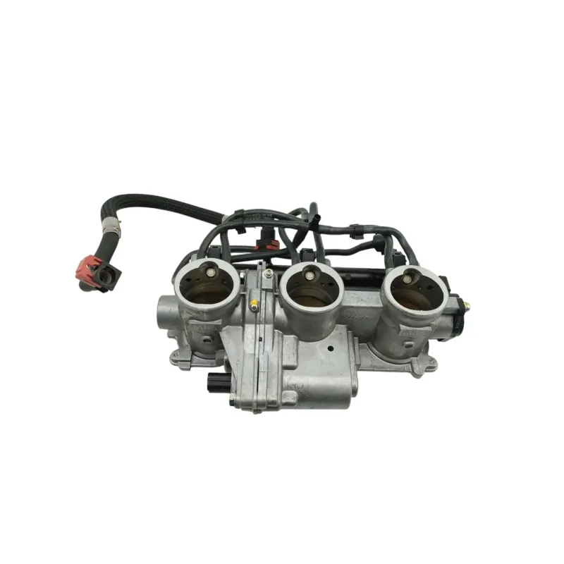 Rampe d'injection TRIUMPH SPEED TRIPLE 1050 R ABS 2016 - 2018