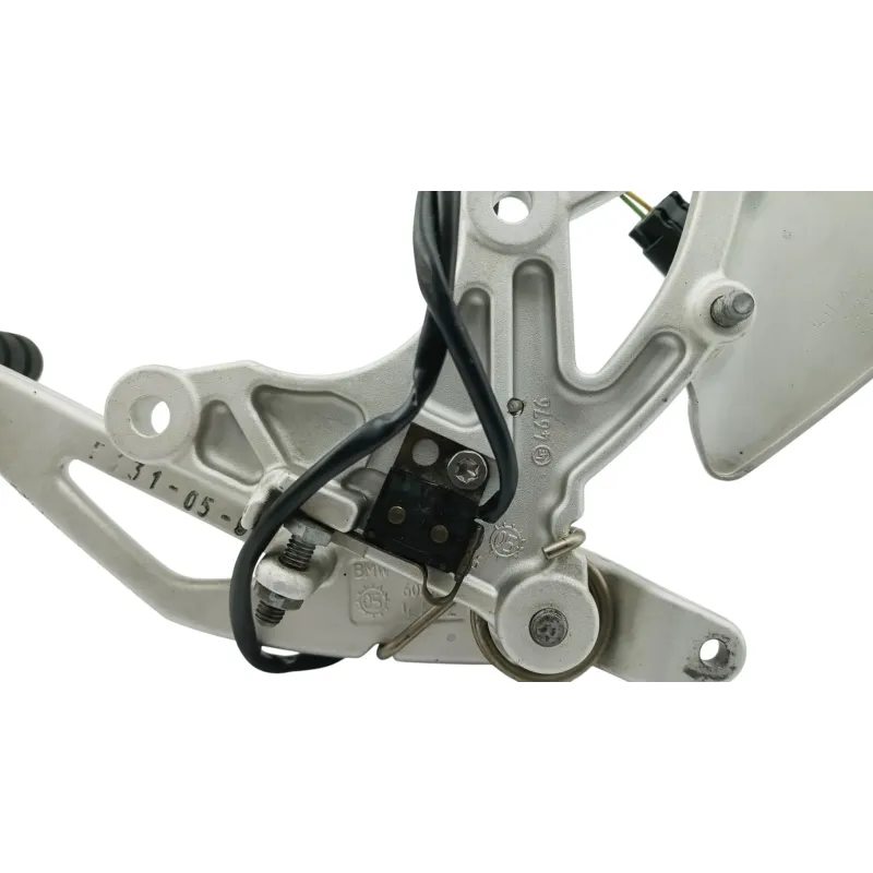 Platine avant droite BMW R 1200 ST 2005 - 2007