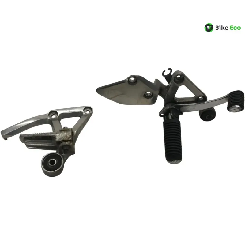 Platine avant droite YAMAHA FZS 600 1998-2001 FAZER