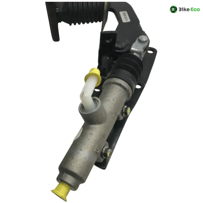 Maitre cylindre frein arriere PIAGGIO MP3 300 2014-2016 LT BUSINESS SPORT