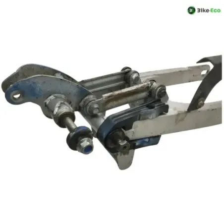 Bras oscillant SUZUKI DR 600 R 1986-1989