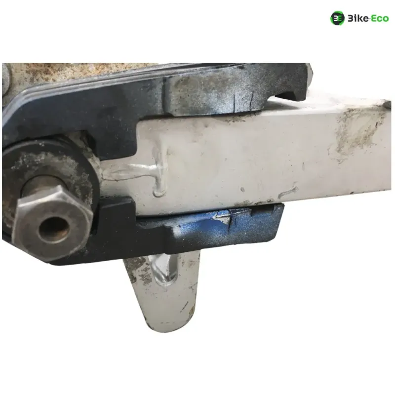 Bras oscillant SUZUKI DR 600 R 1986-1989