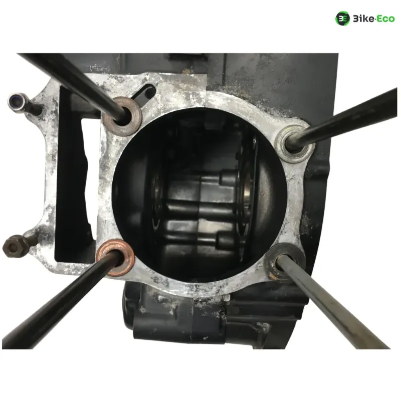 Carter moteur SUZUKI DR 600 R 1986-1989