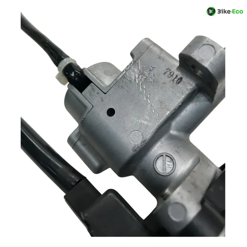 Jeu de serrure contacteur a cle code YAMAHA VP 125 2008-2012 XCITY