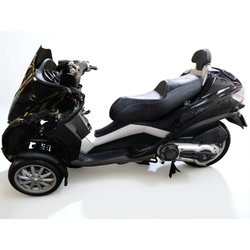 PIAGGIO MP3 400