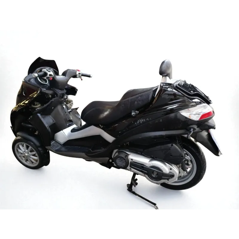 PIAGGIO MP3 400