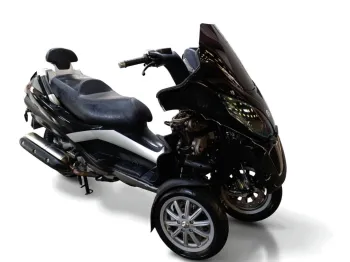 PIAGGIO MP3 400