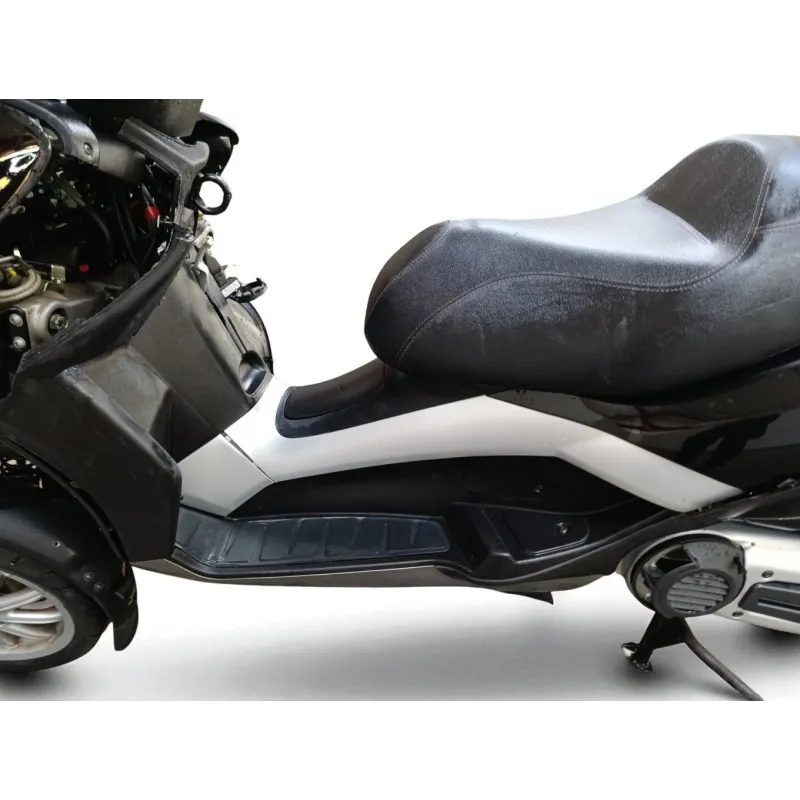 PIAGGIO MP3 400