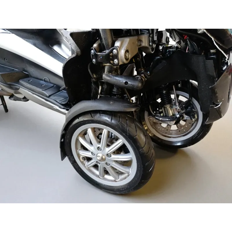 PIAGGIO MP3 400
