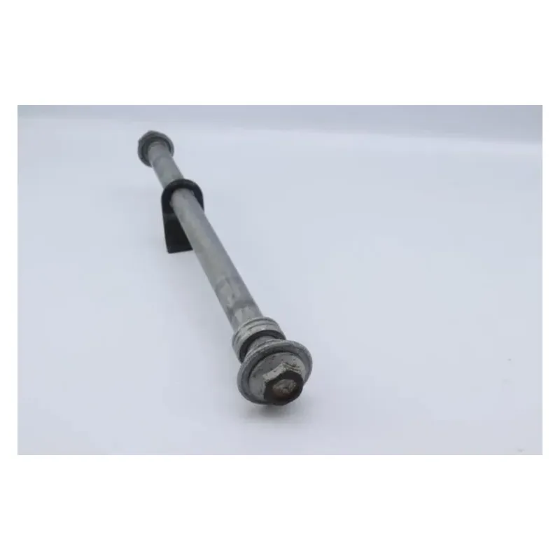 Axe de roue arriere HONDA CBF 500 2004 - 2007